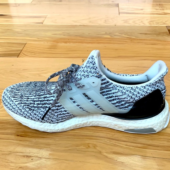Adidas Ultraboost 3.0 Oreo - Picture 4 of 8